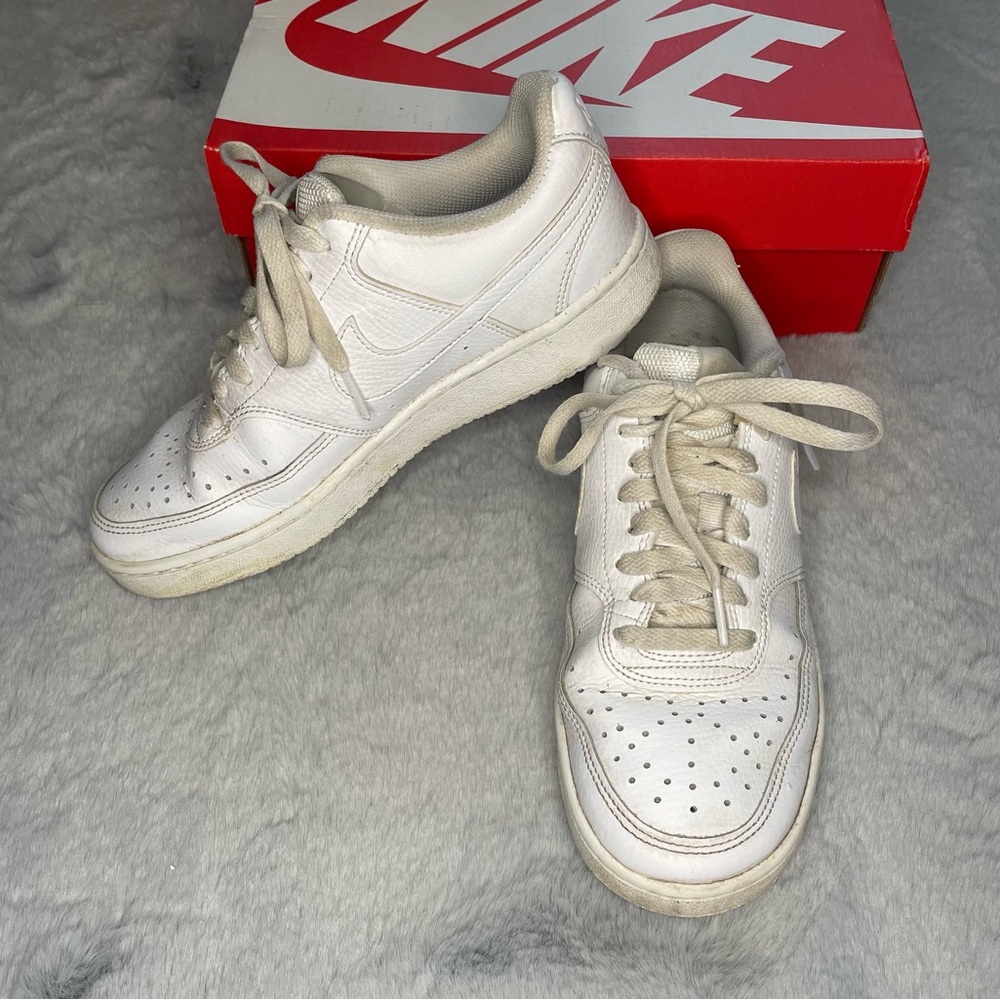 Nike Court Vision Low Top White Sneakers Size 7.5